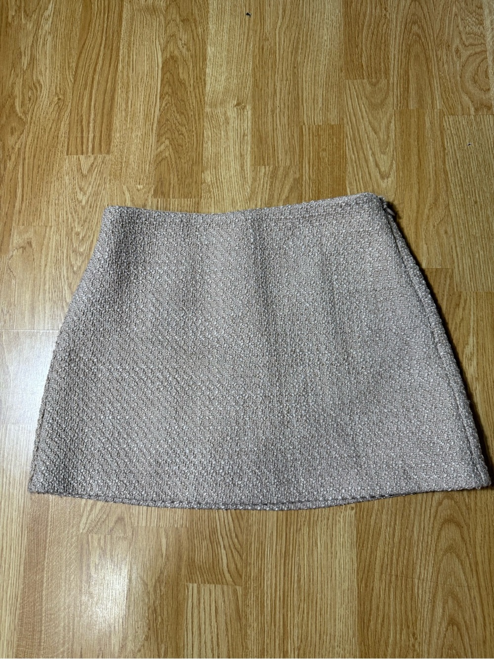 Abercrombie & Fitch Beige tweed mini skirt with  built in shorts - Size Small